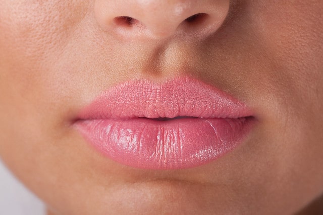 how to get pink lips