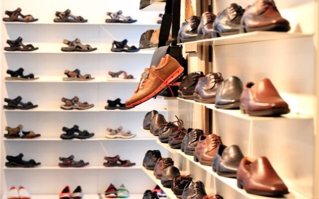 closet shoe storage