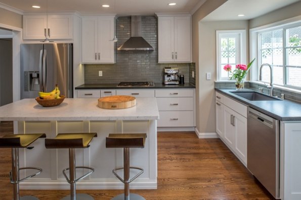 Modern vs. Traditional Kitchen Remodels