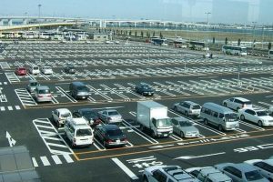 Airport Parking Safety Tips