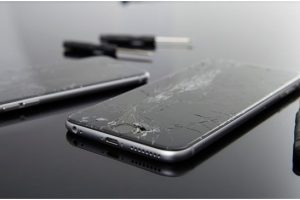 Reasons iPhone And iPad Screens Crack