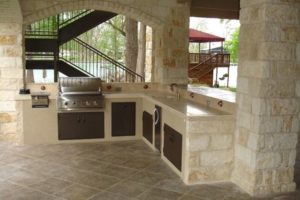 outdoor kitchen